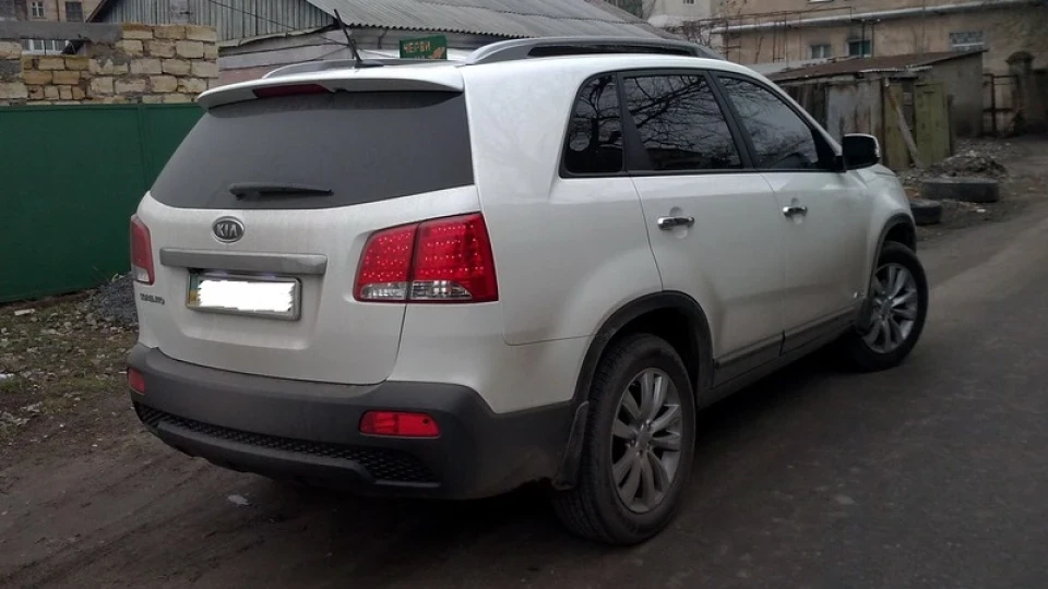 KIA Sorento 4