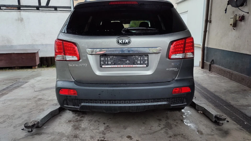 KIA Sorento 5