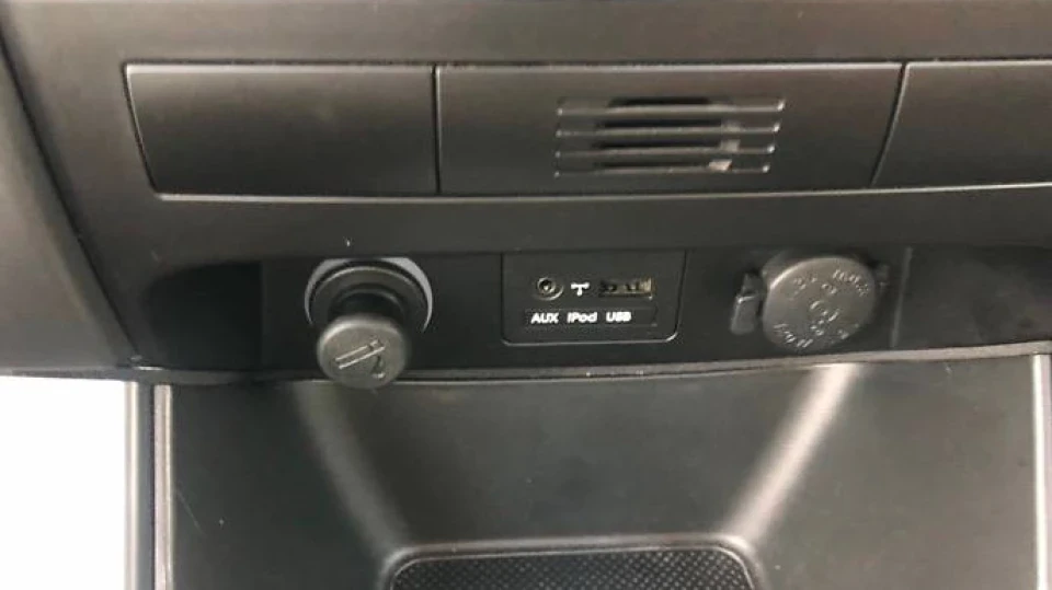 KIA Sorento 4