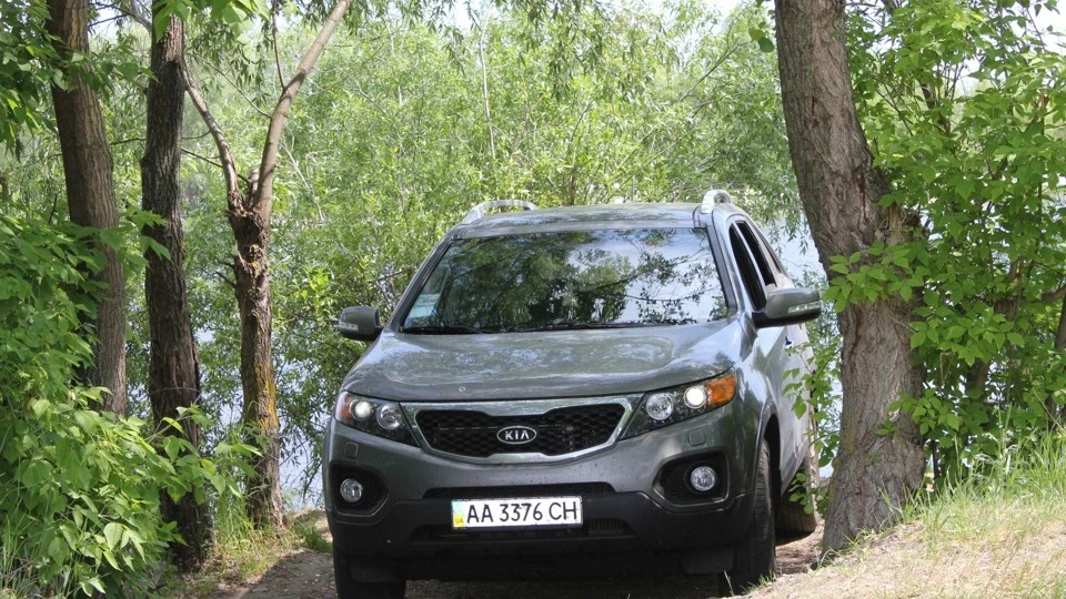 KIA Sorento 2.2 TURBO TITANk 2