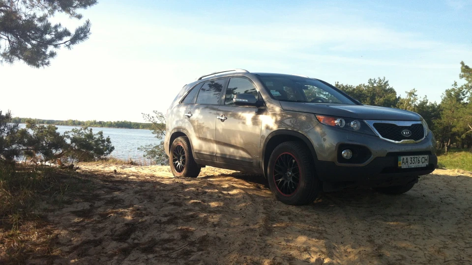 KIA Sorento 2.2 TURBO TITANk 4