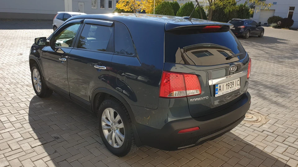KIA Sorento 2,4 2WD USA 4