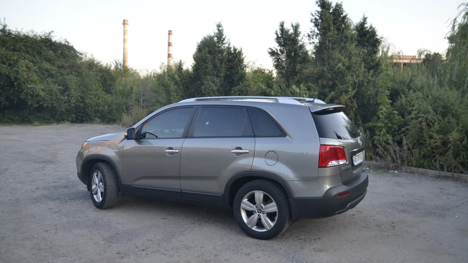 KIA Sorento 2.4 GDI ☆PREMIUM PLUS☆ 2