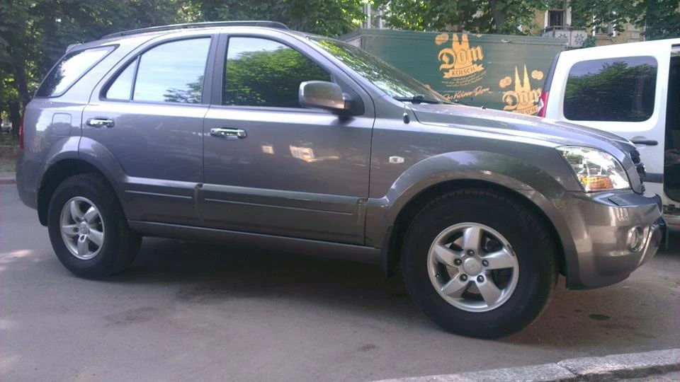 KIA Sorento 2.5 TDI 2