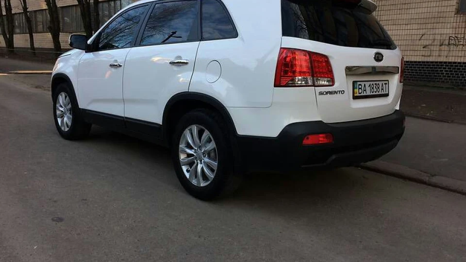 KIA Sorento білосніжка 2