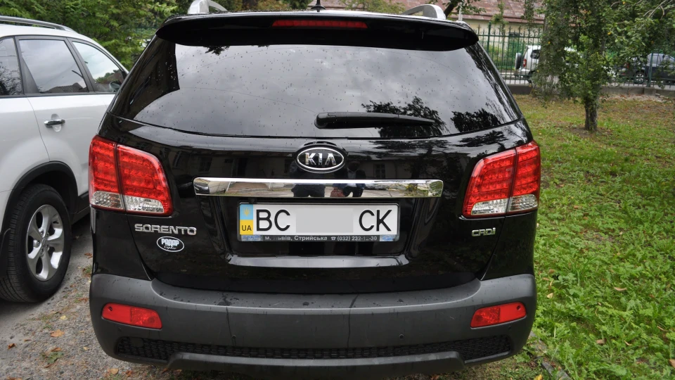 KIA Sorento Black Tractor top+ 3