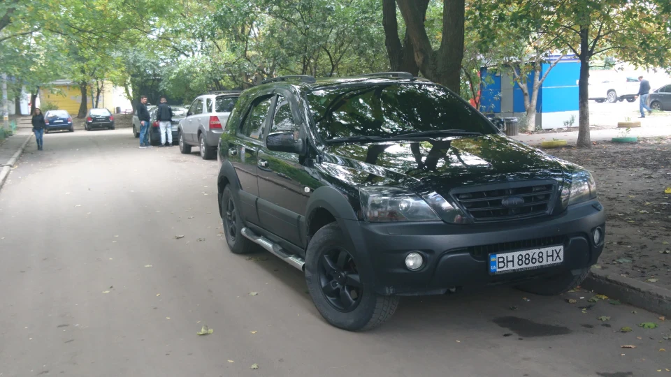 KIA Sorento Чорна в чорному