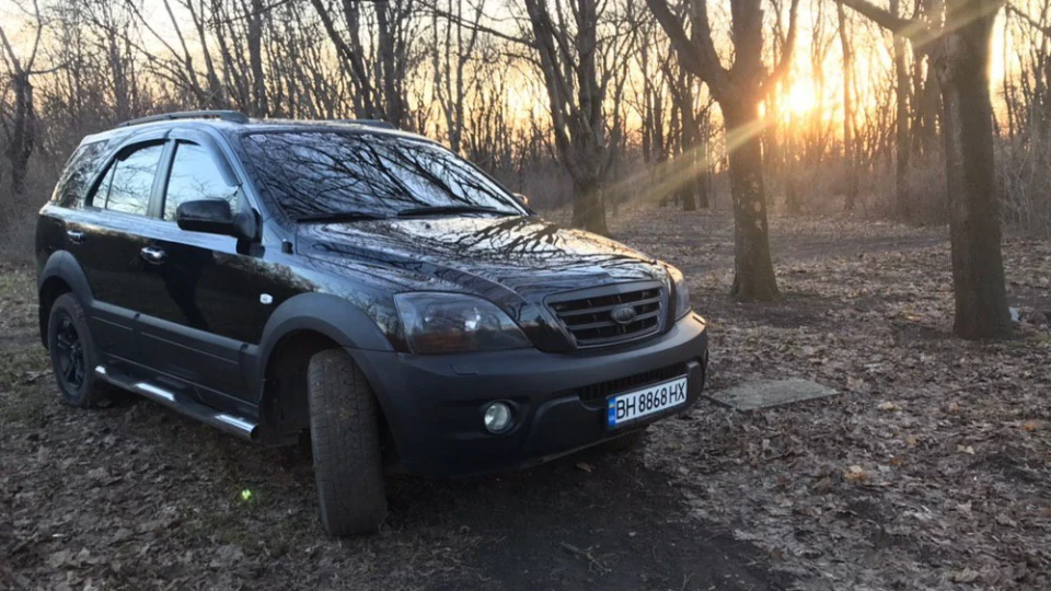 KIA Sorento Чорна в чорному 2
