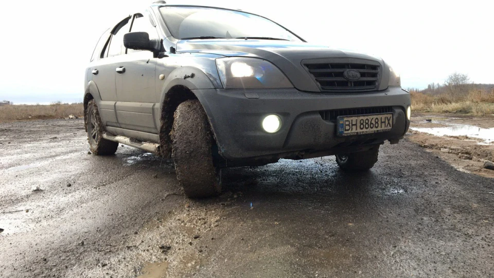 KIA Sorento Чорна в чорному 4