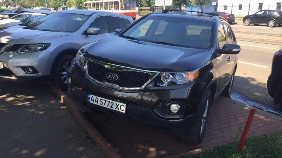 KIA Sorento EX 3.5 V6 (USA) 2