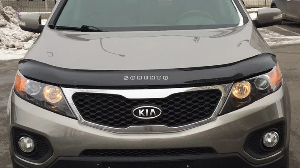 KIA Sorento EX 2