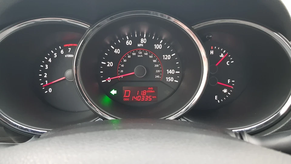 KIA Sorento EX 4