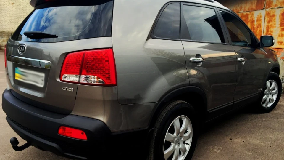 KIA Sorento Сірий металік 2.2CRDI 4