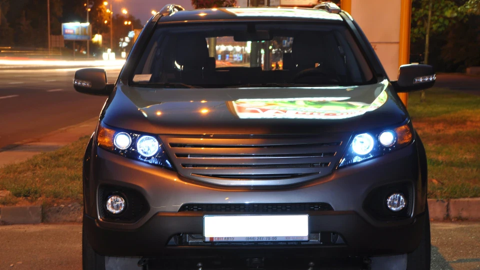 KIA Sorento TITAN & © 5