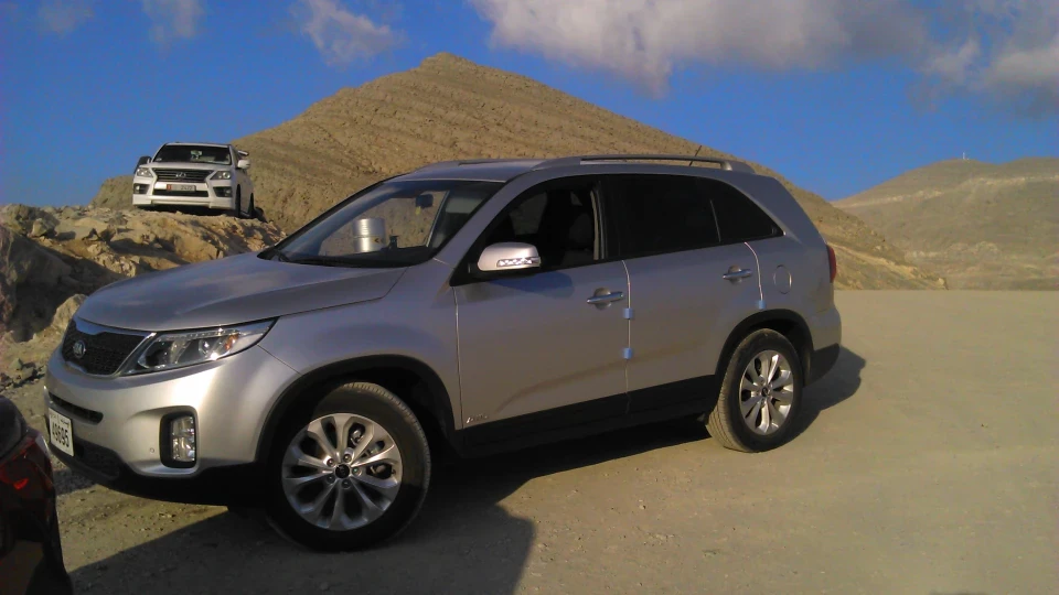 KIA Sorento Валіза 2.4 2