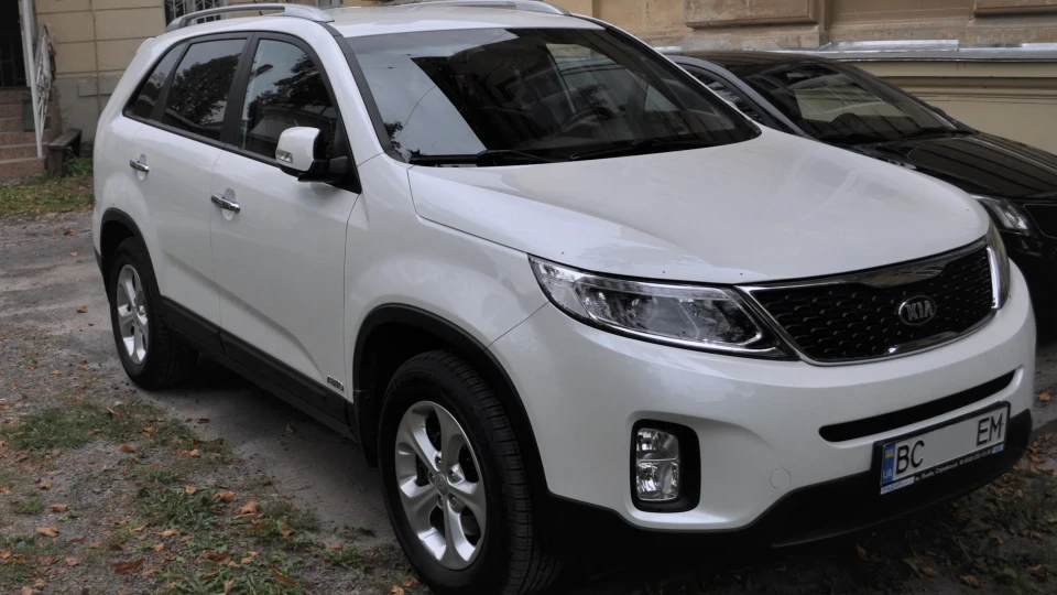 KIA Sorento XM FL White pearl 2.2d