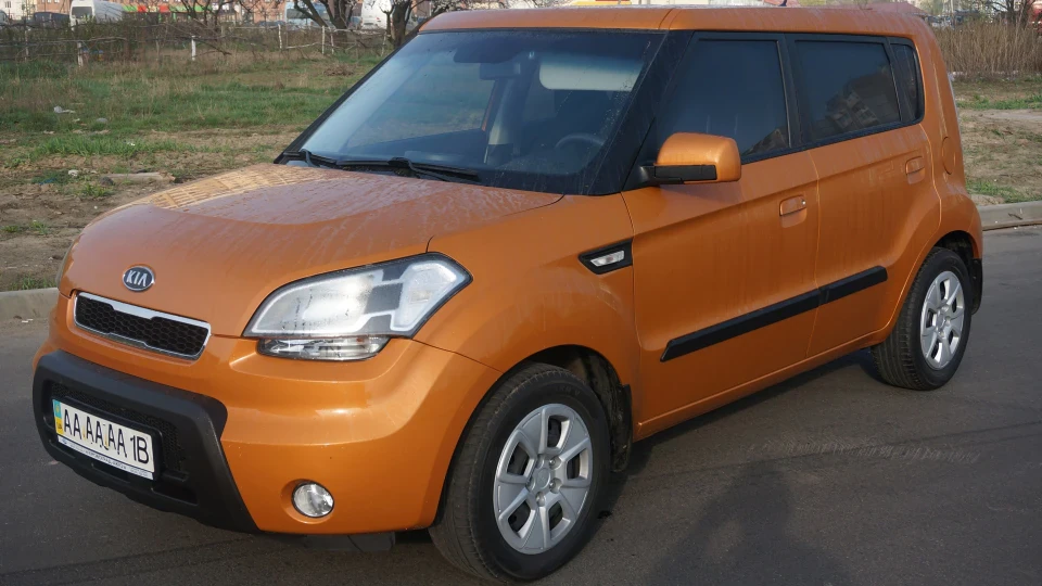 KIA Soul оранжеве диво