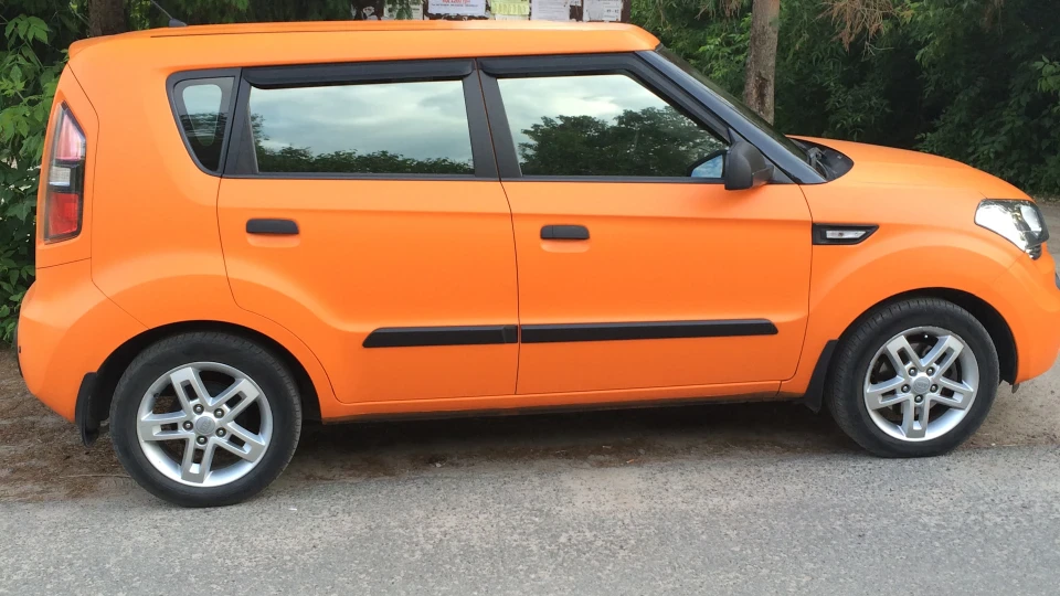 KIA Soul помаранчевий матовий 2