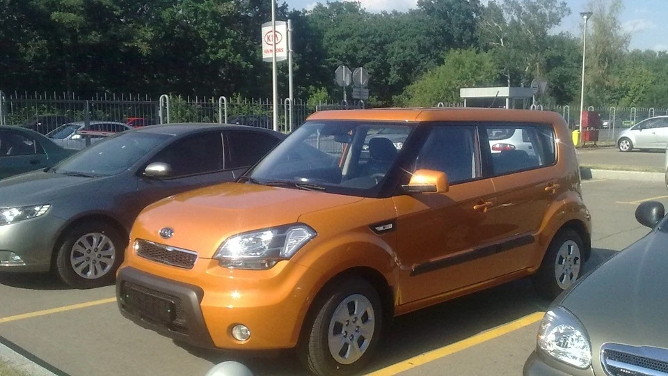 KIA Soul Рудий Тазик))