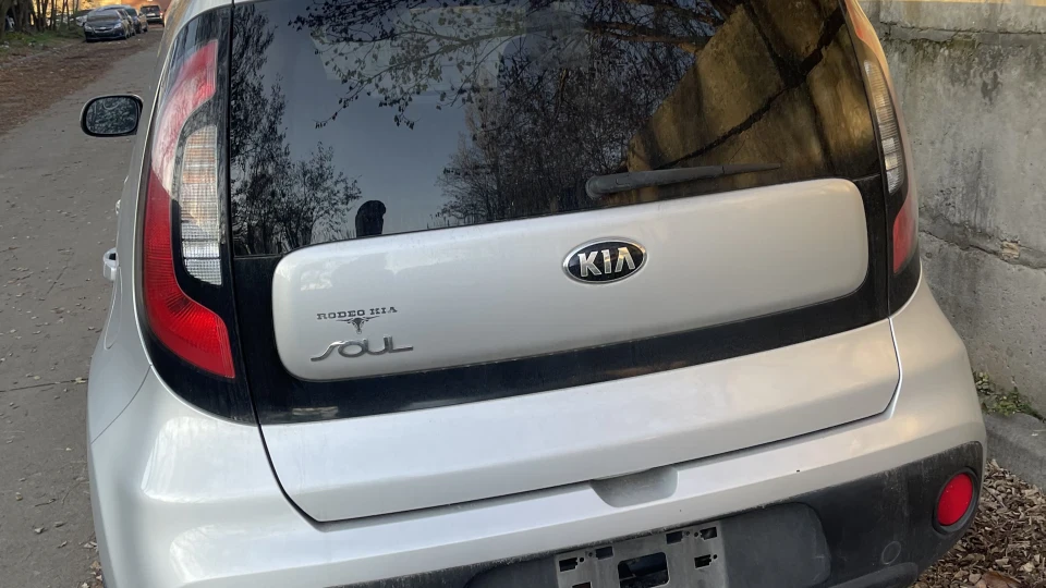KIA Soul Silver scout 3