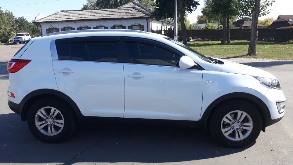 KIA Sportage 4