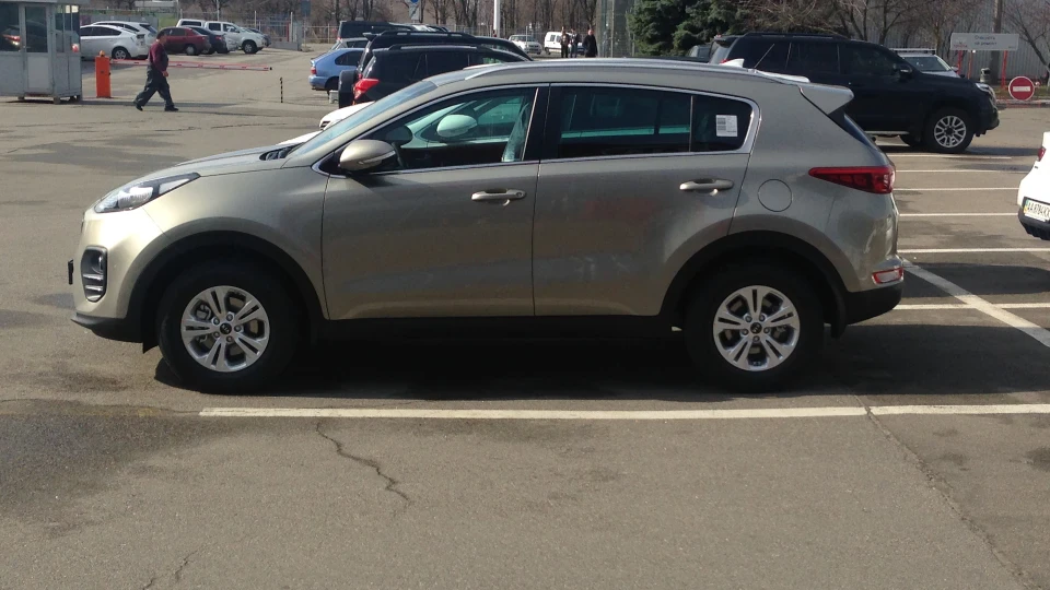 KIA Sportage 4