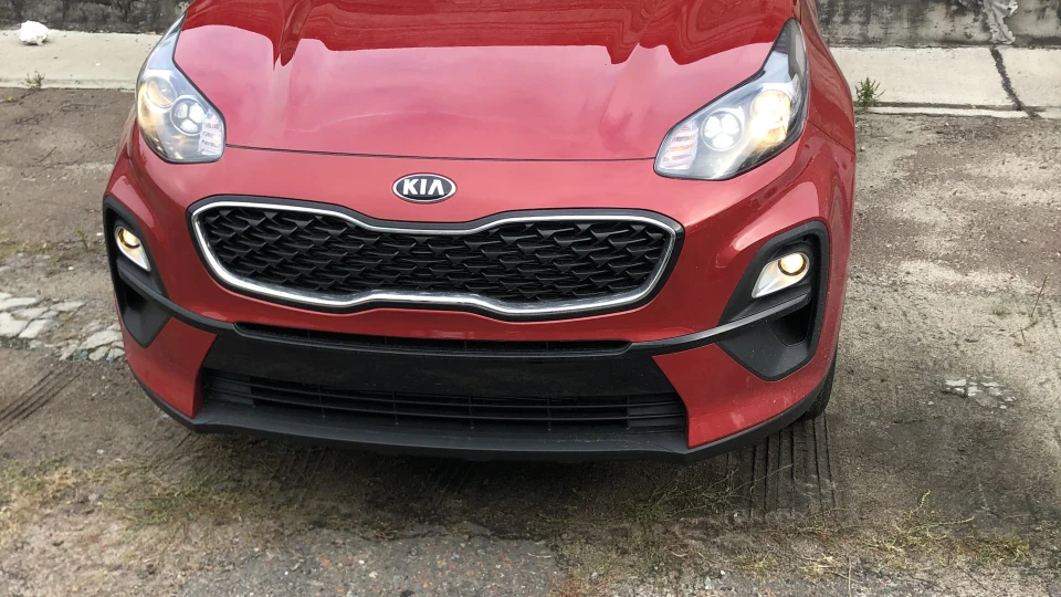KIA Sportage Червоний спорт 4