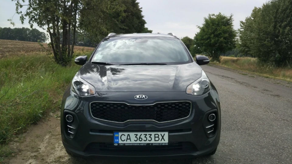 KIA Sportage Сірий товстолобик 1.7 td 4