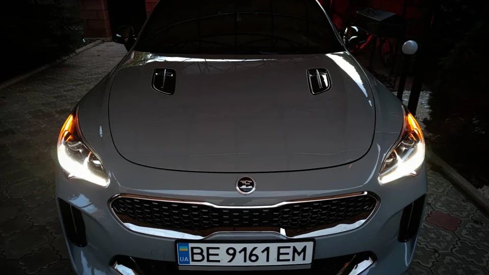 KIA Stinger 3.3 AWD 3