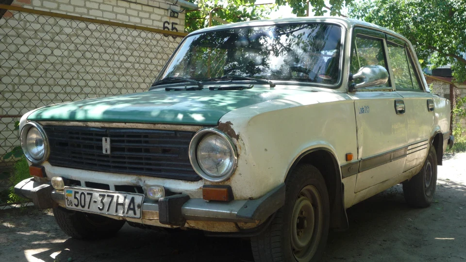 Lada 2101 4