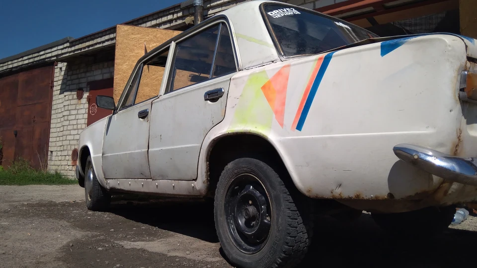 Lada 2101 4