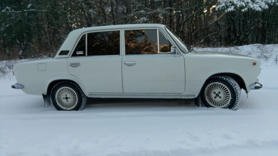 Lada 2101 1///1.6 16v recover 3