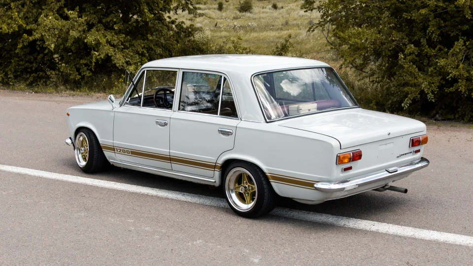 Lada 2101 1200 GT 2
