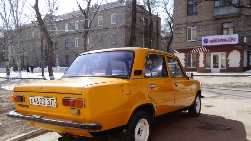 Lada 2101 1,5 Золота охра 2