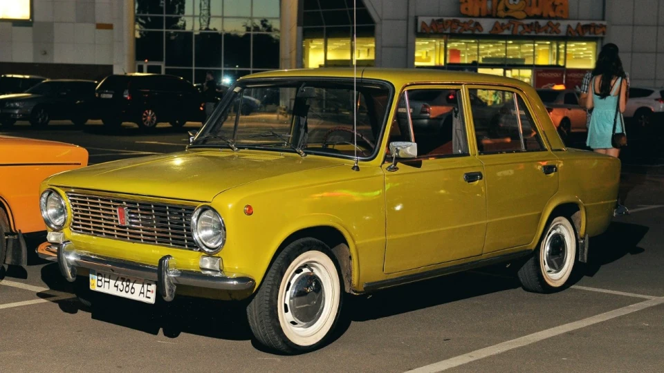 Lada 2101 '79 Oliva Chiaro 4
