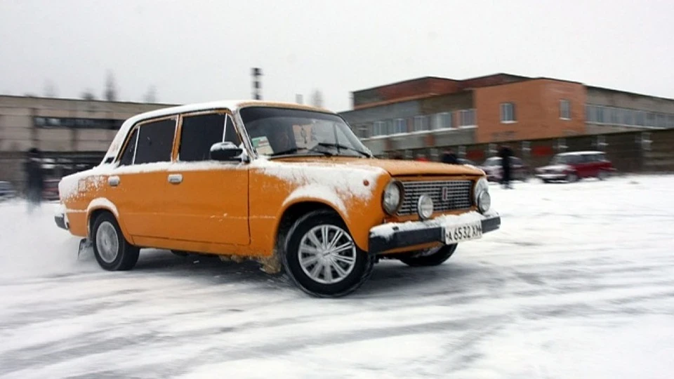 Lada 2101 Апельсин 4