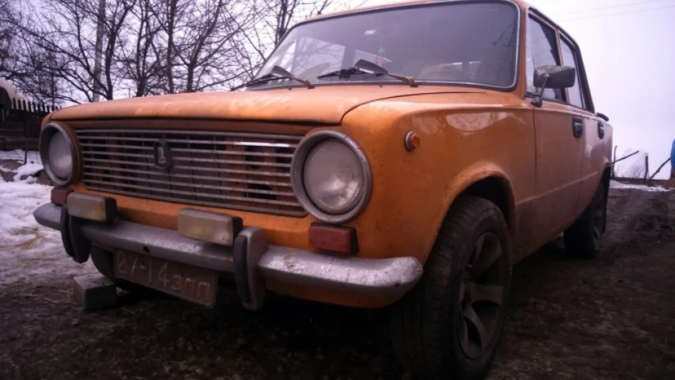 Lada 2101 апельсин 2