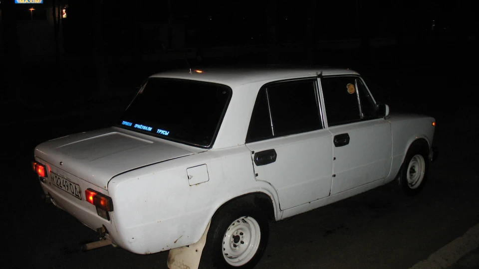 Lada 2101 Білий шматок шпаклівки 2