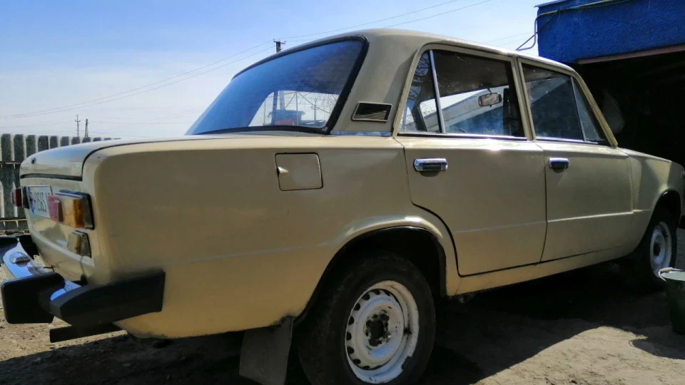 Lada 2101 Бежева бестія 5