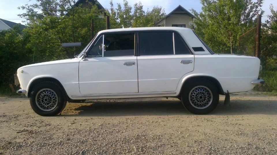 Lada 2101 блондинка 2