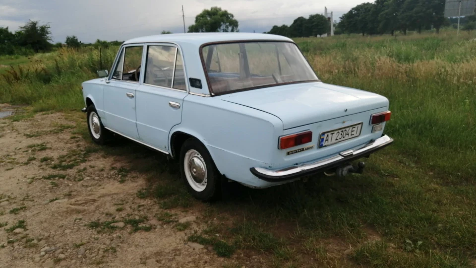Lada 2101 "Blue Purple" 4