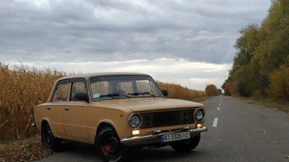 Lada 2101 白狐 Byakko 2