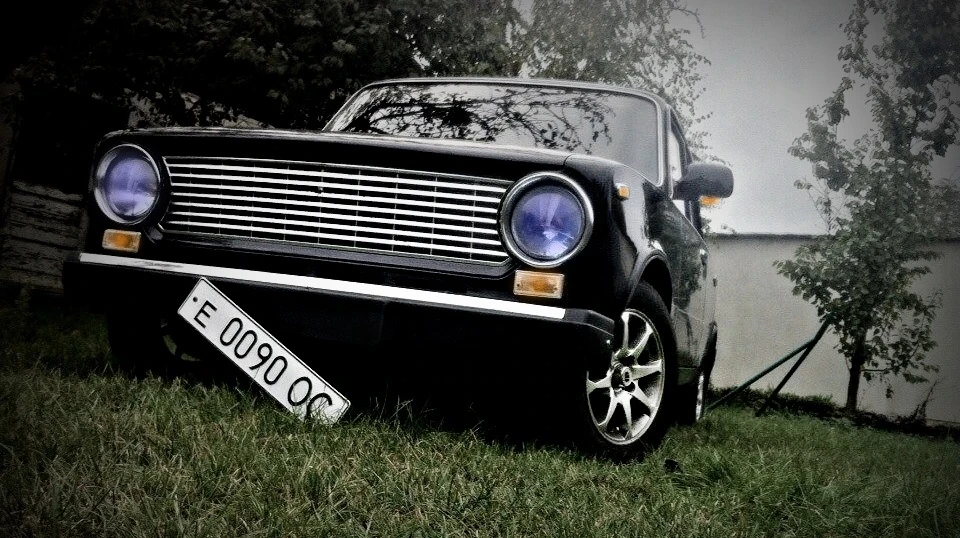 Lada 2101 Чорний Дракон 2