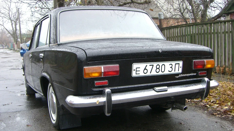 Lada 2101 Чорний Знову Моя Колишня 4