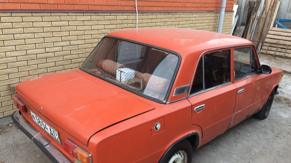 Lada 2101 dirty old woman 5