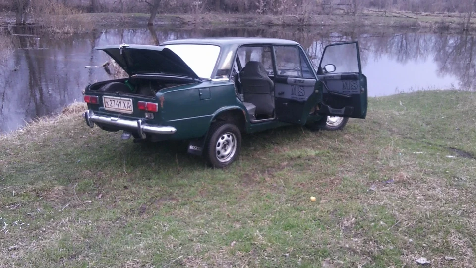 Lada 2101 ще та бабуся) 2