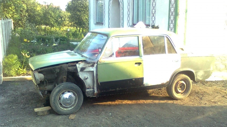 Lada 2101 Green Apple 4