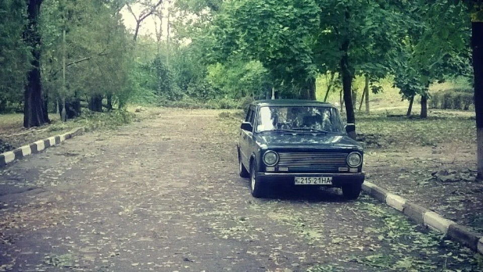 Lada 2101 Green/black 4