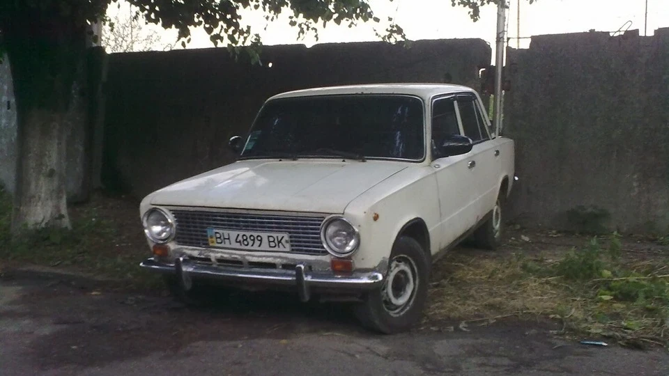 Lada 2101 Яскраво сірий))) 3