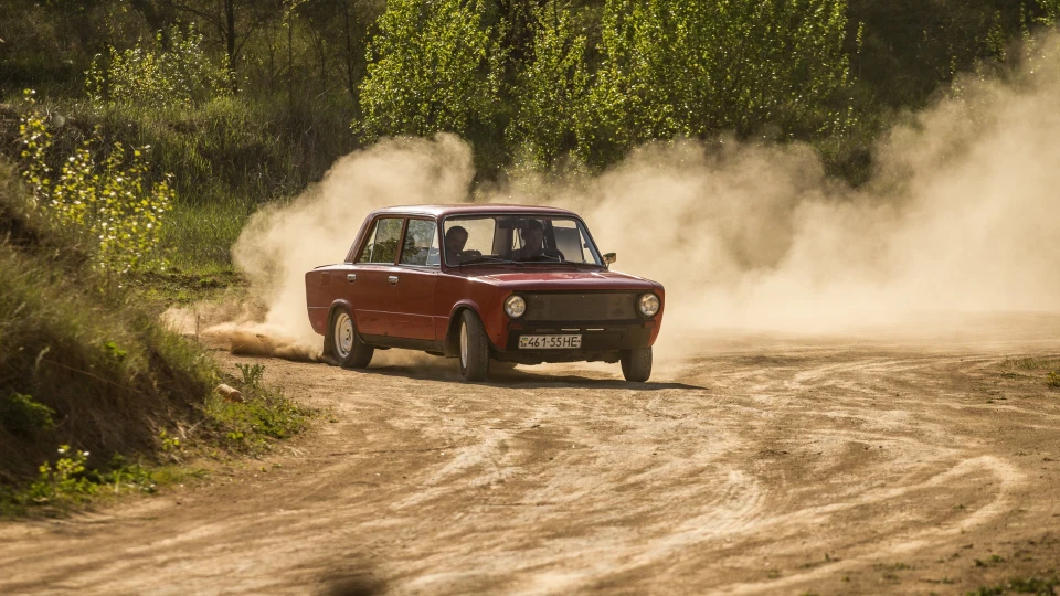 Lada 2101 Kpacnyu` FeRRar1k * 2